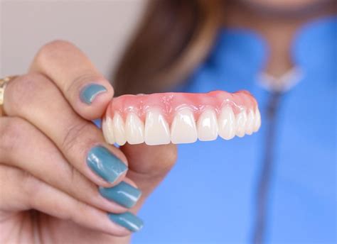 Best affordable dentures and implants near Rochester, NY 14604。